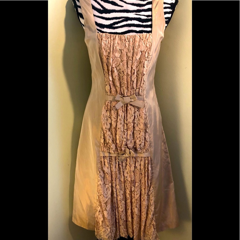 Betsey Johnson Evening dress 8